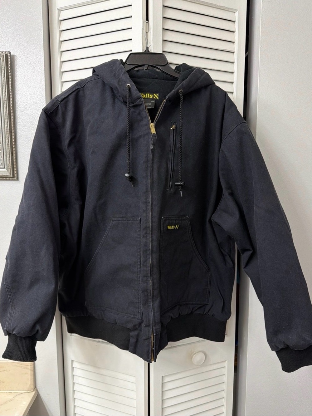 Men’s Heavyweight Hooded Jacket (size 2XL)